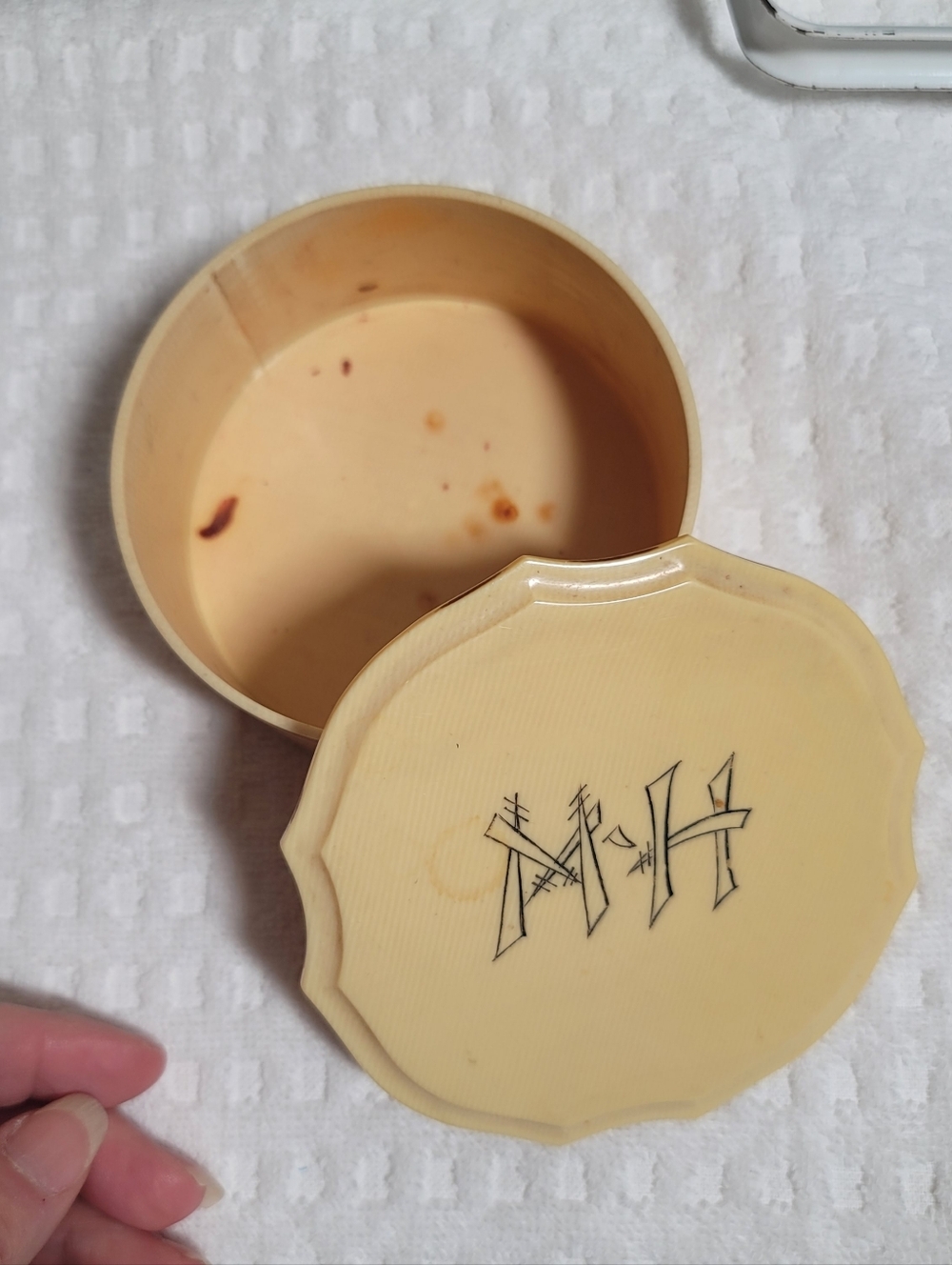 Vintage Du Barry 1920-30 Art Deco Vanity Powder Box